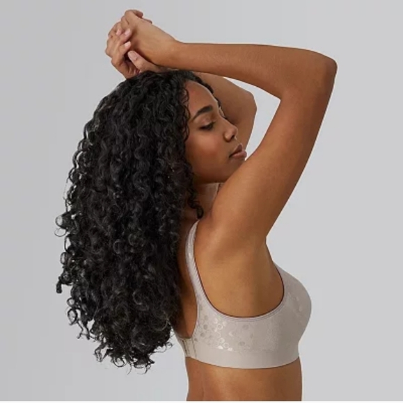 NWT Bali wirefree lined smoothing cool comfort bra Size Med - Picture 3 of 8